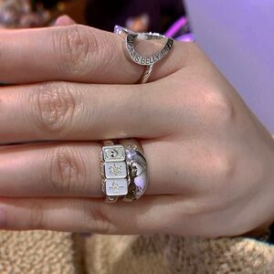 Mahjong ring for good fortune